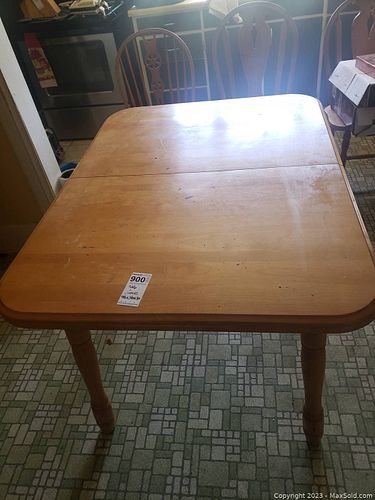 Lot #900 (1 of 4)