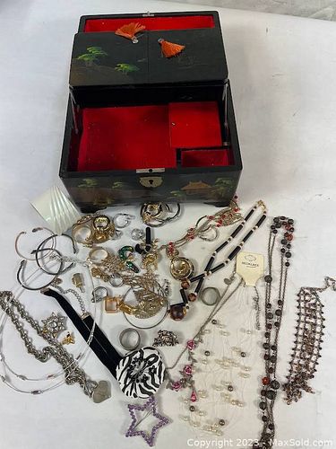Lot #135 (1 of 18)