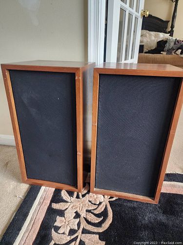 Lot #9 (1 of 1)