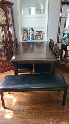 Lot #927 (1 of 18)