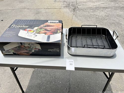 Lot #30 (1 of 4)