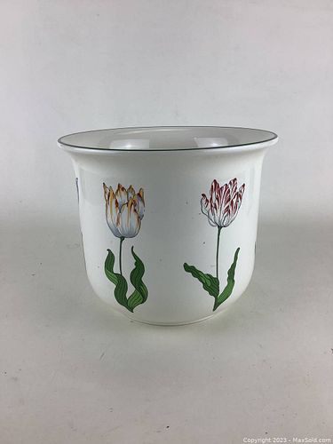 Lot #111 (1 of 7)