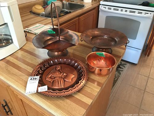 Lot #439 (1 of 17)