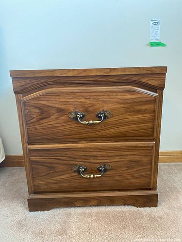Lot #423 (1 of 8)