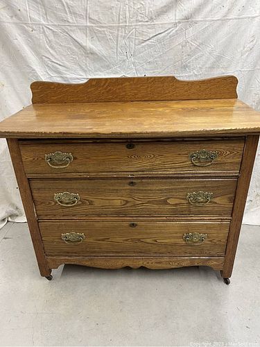 Lot #30 (1 of 1)