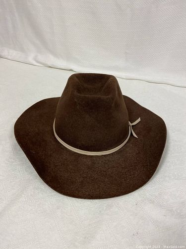 Lot #6 (1 of 4)