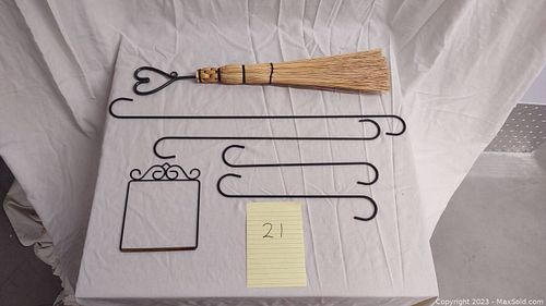 Lot #21 (1 of 5)