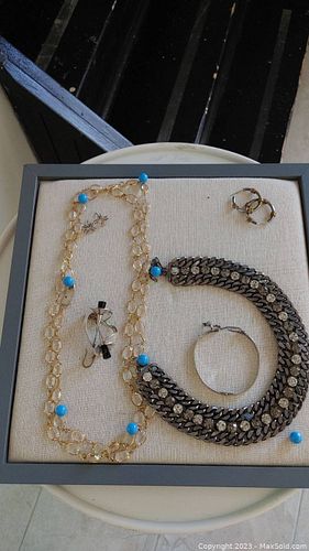 Lot #270 (1 of 12)
