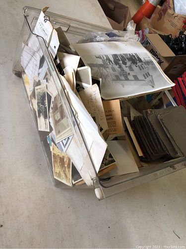 Lot #2055 (1 of 12)