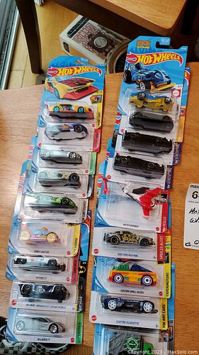 Lot #604 (1 of 15)