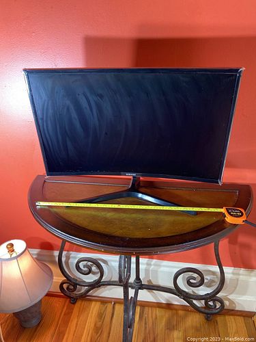 Lot #110 (1 of 6)