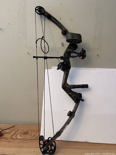 Lot #33 (1 of 7)