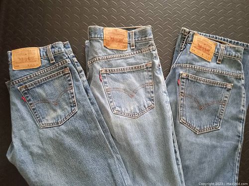 Lot #915 (1 of 7)