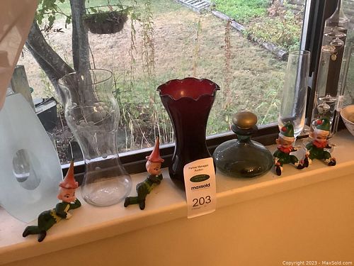 Lot #203 (1 of 9)