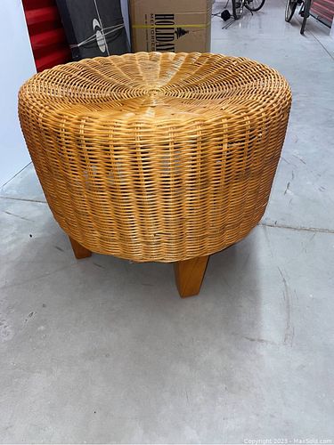 Lot #50 (1 of 8)