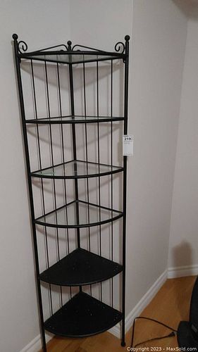 Lot #219 (1 of 6)
