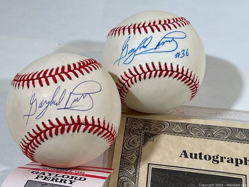 Lot #402 (1 of 4)