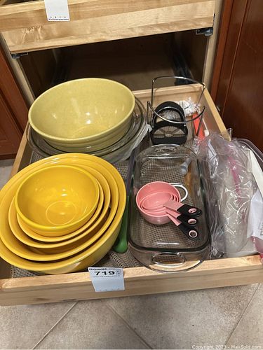 Lot #719 (1 of 5)