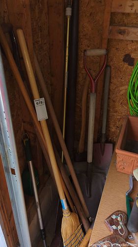 Lot #678 (1 of 8)
