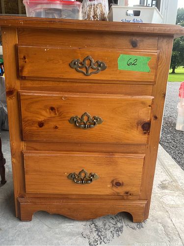 Lot #62 (1 of 4)