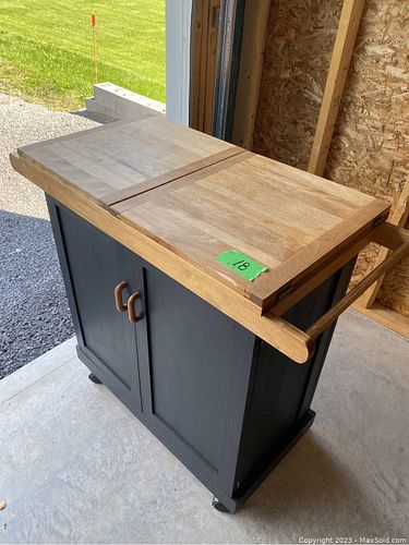 Lot #18 (1 of 4)