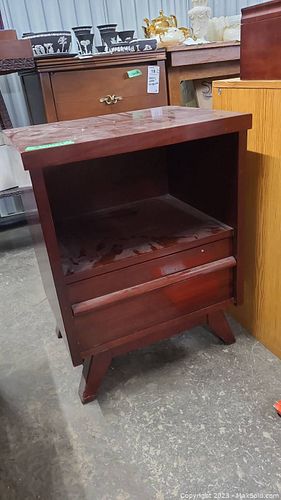 Lot #90 (1 of 7)