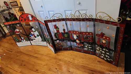 Lot #319 (1 of 8)