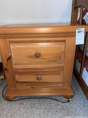 Lot #281 (1 of 4)
