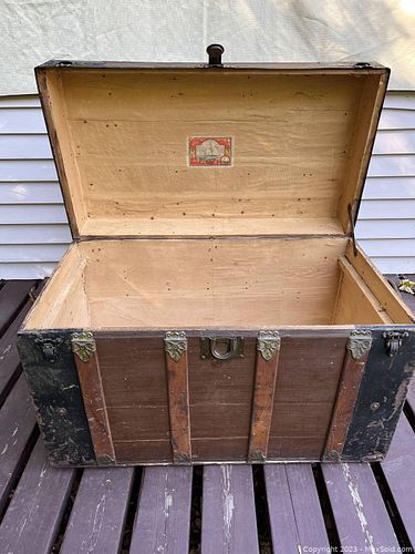 Lot #39 (1 of 4)