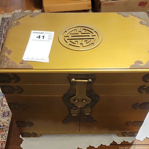 Lot #41 (1 of 20)
