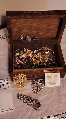 Lot #33 (1 of 20)