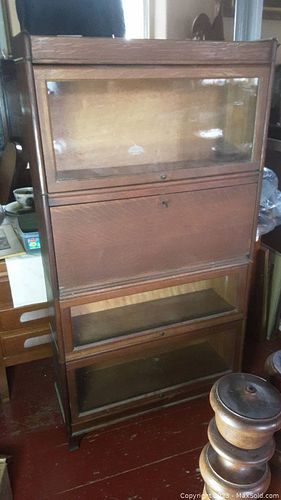 Lot #9 (1 of 8)
