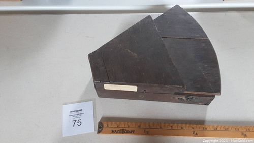 Lot #75 (1 of 10)