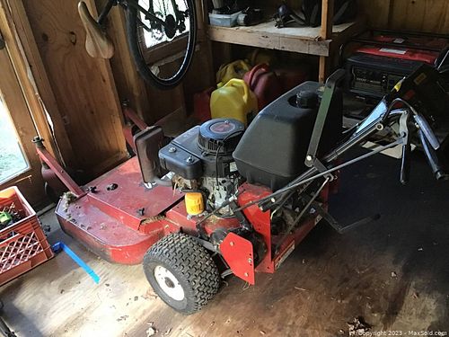 Lawnmower A (1 of 15)