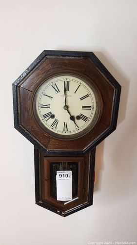 Lot #910 (1 of 8)