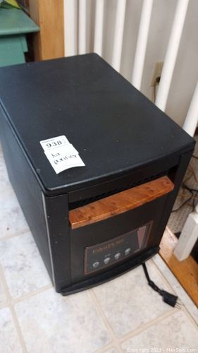 Lot #938 (1 of 3)