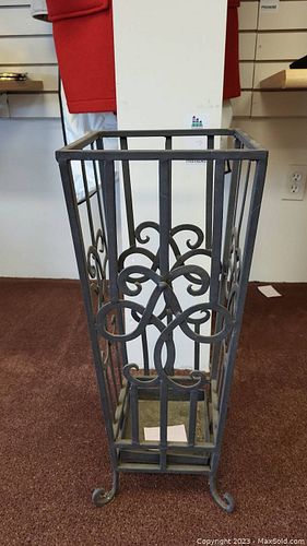 Lot #23 (1 of 4)
