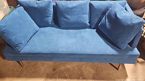 Lot #187 (1 of 4)