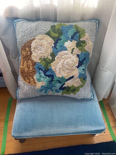 Lot #375 (1 of 8)