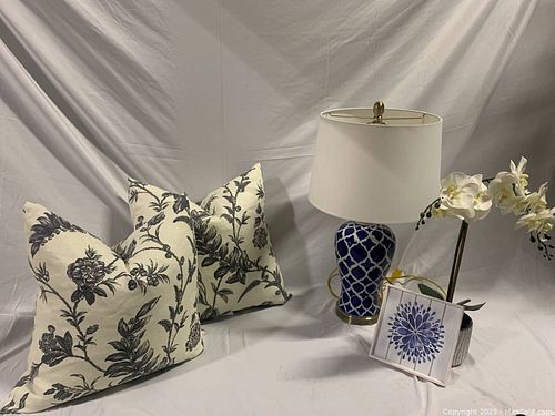 Lot #33 (1 of 5)