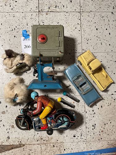 Lot #266 (1 of 7)