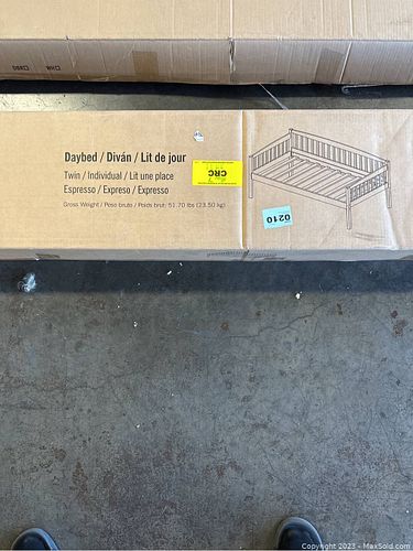 Lot #33 (1 of 5)