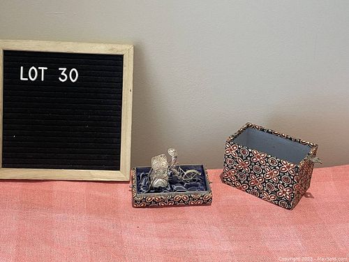 Lot #30 (1 of 7)