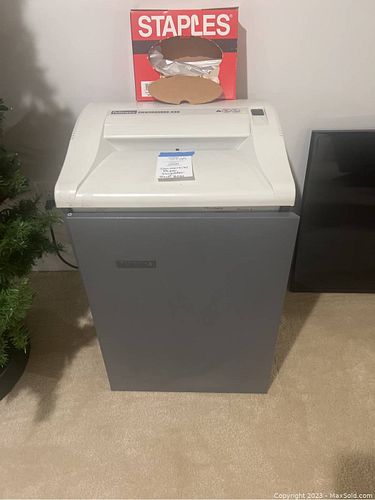 Lot #149 (1 of 9)