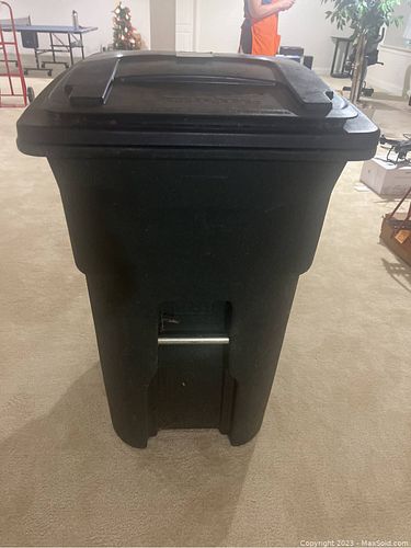 Lot #146 (1 of 5)