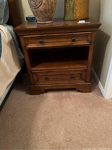 Lot #295 (1 of 8)