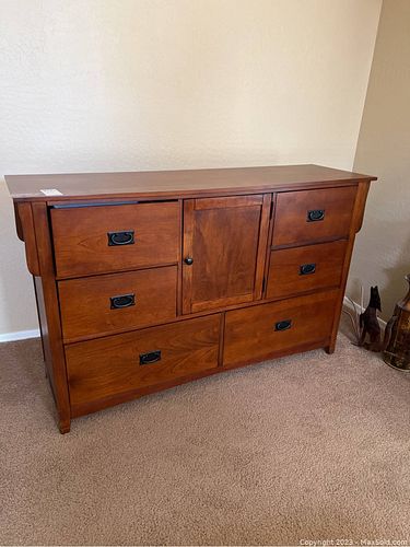 Lot #272 (1 of 6)
