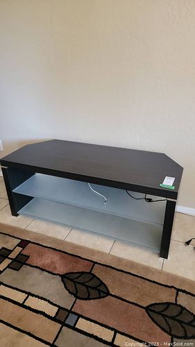 Lot #237 (1 of 7)