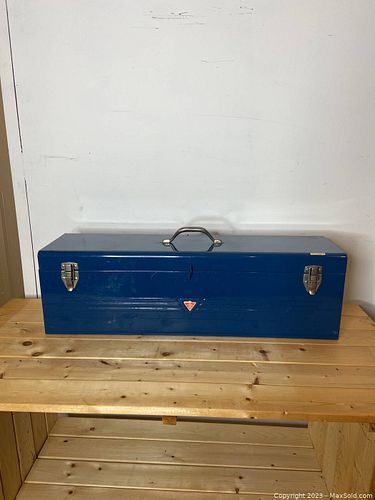 Lot #124 (1 of 4)