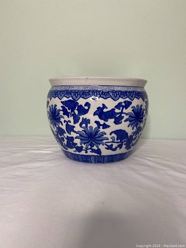 Lot #7 (1 of 3)